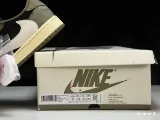 Hyperoad Jordan Air Travis Scott OLIVE OG BLACK x Low 1 0703